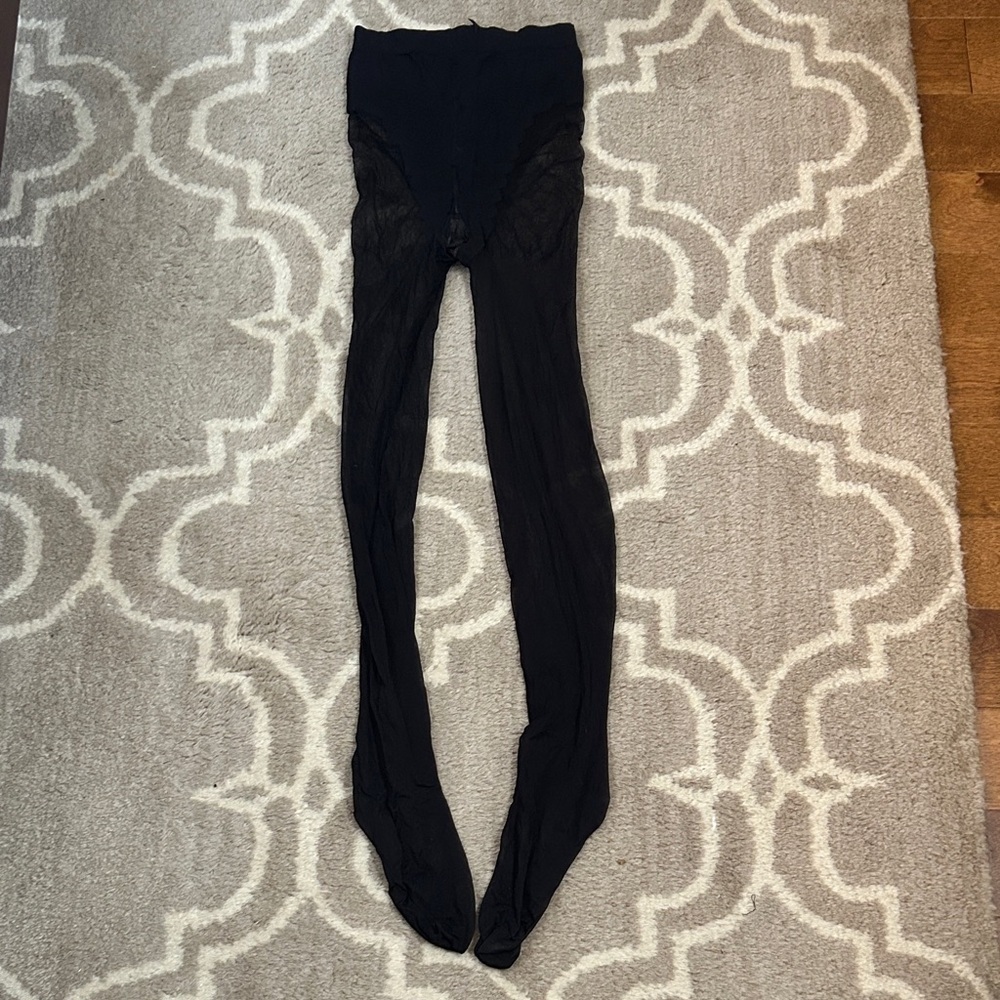 NWOT Black Sheer Pantyhose, size S